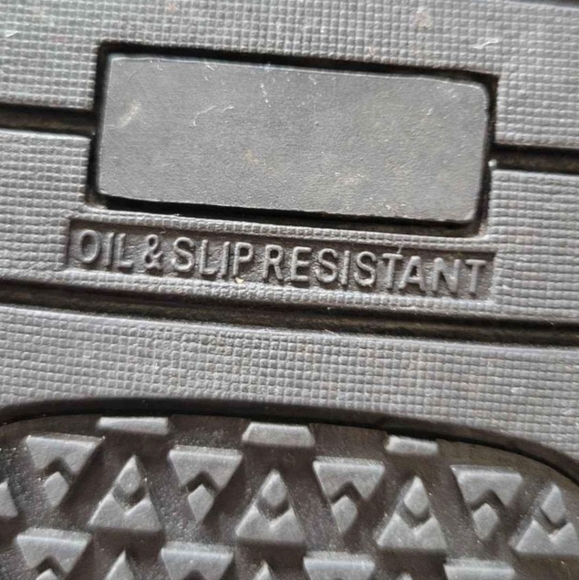 Women's 9½ Steel Toe Shoes Black With White. Oil & Slip Resistant - Picture 8 of 8